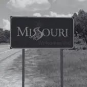 In the early going of the Missouri sports betting launch, the state's sportsbooks have registered more than 500,000 new accounts.