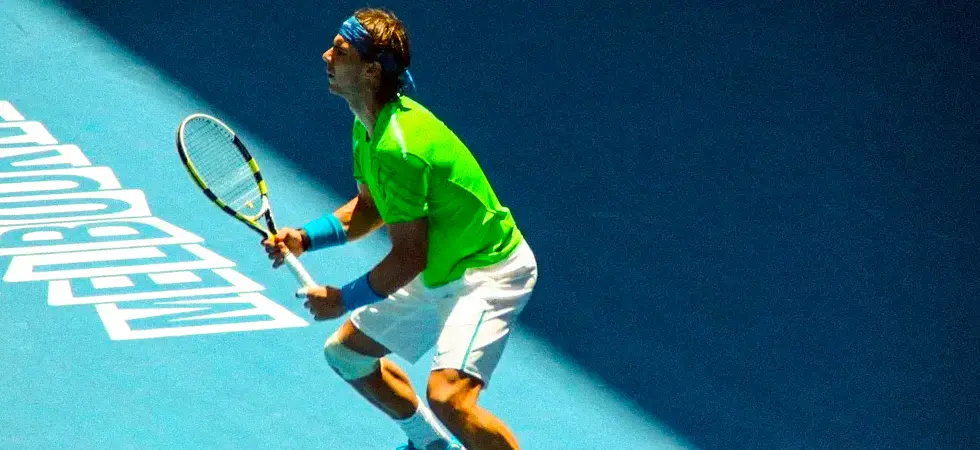 image-of-tennis-court-with-Rafa-Nadal