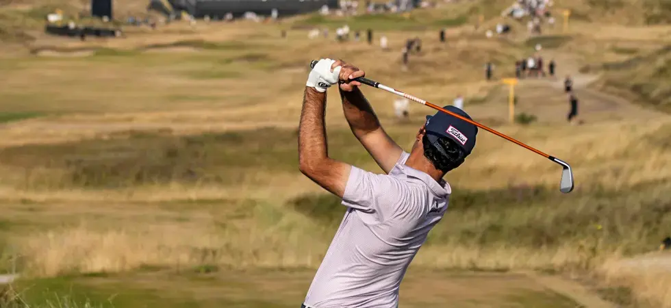 Golfer-competing-at-the-british-open