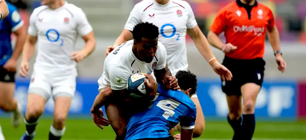 New-Zealand-vs-Ireland-profesional-Rugby-match_