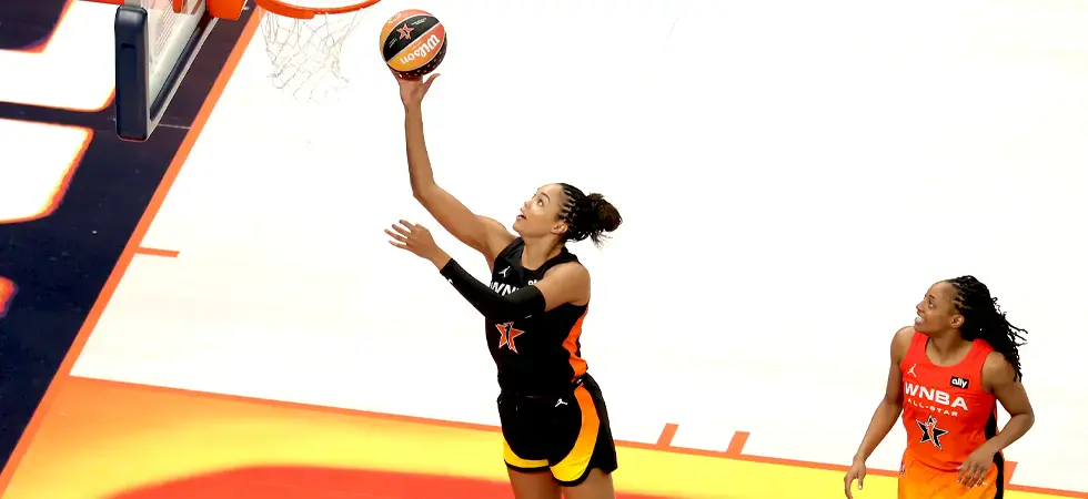 image-of-NBA-Women-player-in-the-court