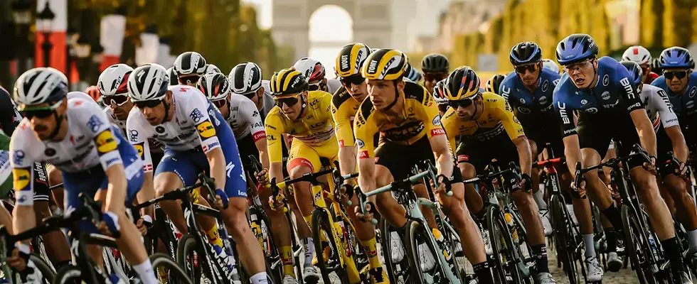 image-of-the-tour-de-france-2026-featuring-diferent-participants_