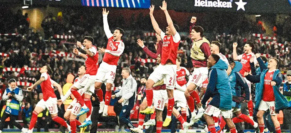 Arsenal-FC-players-celebration-after-champions-league-match