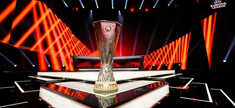 Image-of-the-Europa-League-trophie-exposed
