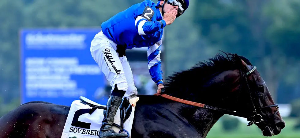 Horse-racing-winner-in-Belmont-Stake